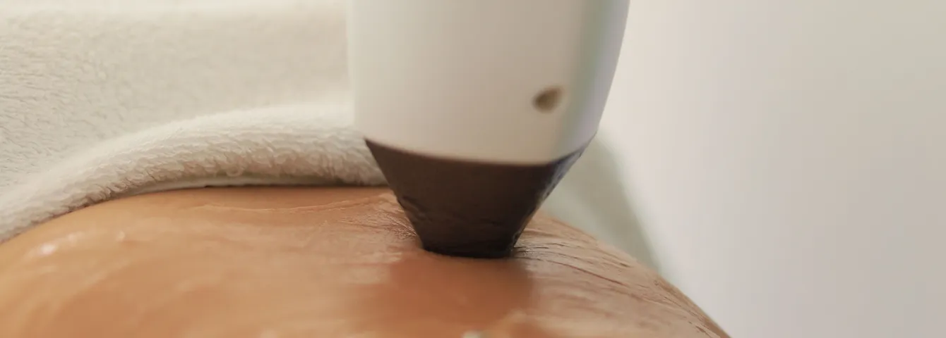 Body contouring treatment device